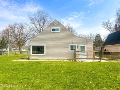 Tiny photo for 5427 Florita Drive, Toledo, OH 43615 (MLS # 10005745)