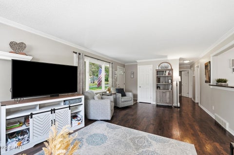 Tiny photo for 5532 Dennison Road, Toledo, OH 43615 (MLS # 10013188)