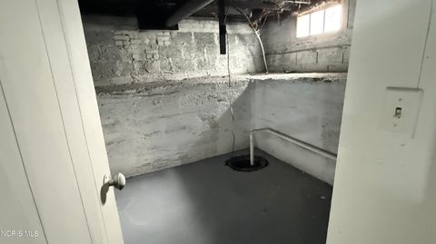 Tiny photo for 117 E Cornelia Street, Hicksville, OH 43526 (MLS # 10005537)