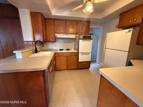 Tiny photo for 3935 Grantley Road, Toledo, OH 43613 (MLS # 10002784)