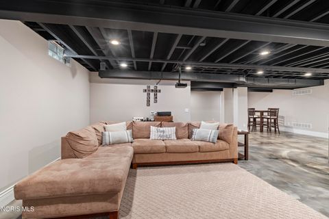 Tiny photo for 7900 Iron Horse Road, Monclova, OH 43542 (MLS # 10004349)