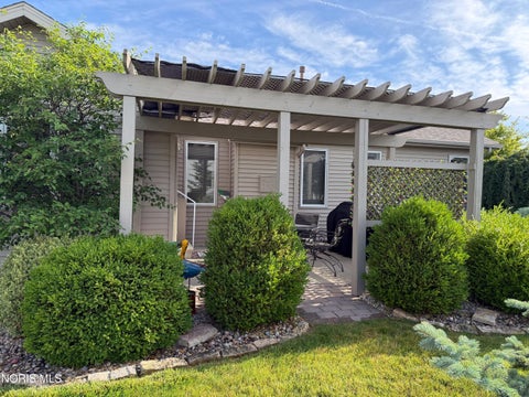 Tiny photo for 4240 E Crystal Ridge Drive, Maumee, OH 43537 (MLS # 10014561)