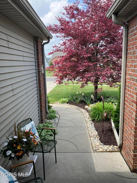 Tiny photo for 4240 E Crystal Ridge Drive, Maumee, OH 43537 (MLS # 10014561)