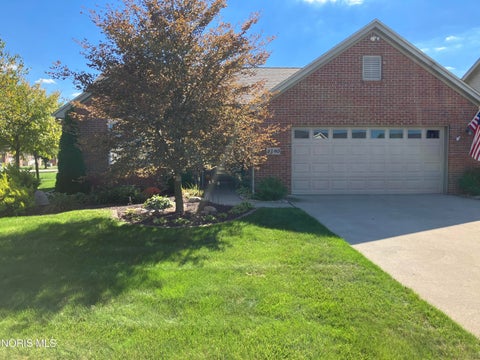 Photo of 4240 E Crystal Ridge Drive, Maumee, OH 43537 (MLS # 10014561)