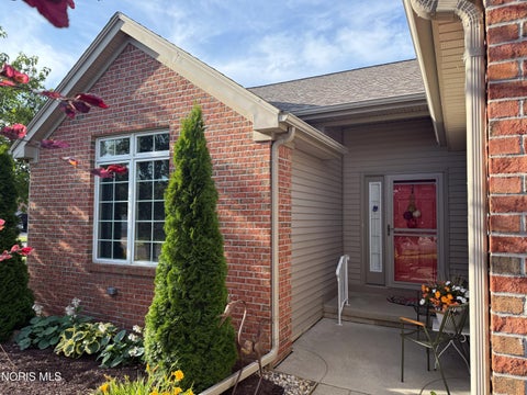 Tiny photo for 4240 E Crystal Ridge Drive, Maumee, OH 43537 (MLS # 10014561)