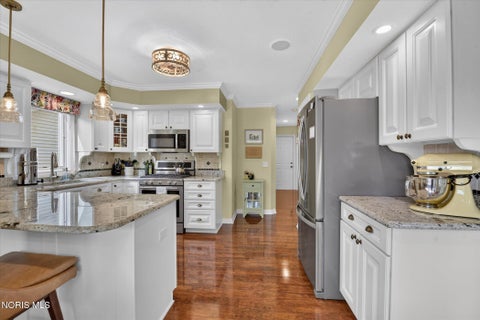 Tiny photo for 4240 E Crystal Ridge Drive, Maumee, OH 43537 (MLS # 10014561)