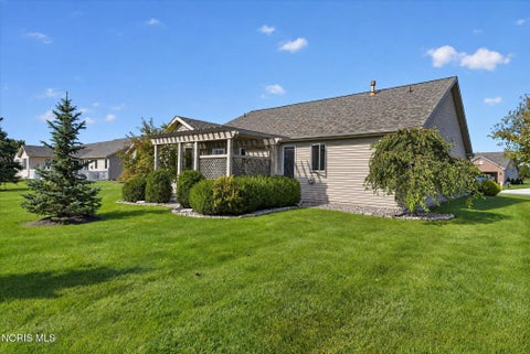 Tiny photo for 4240 E Crystal Ridge Drive, Maumee, OH 43537 (MLS # 10014561)