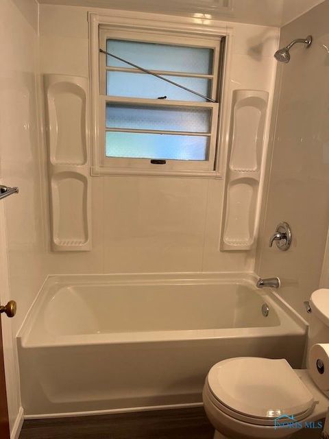 Tiny photo for 546 Elmdale Avenue, Toledo, OH 43609 (MLS # 10005403)