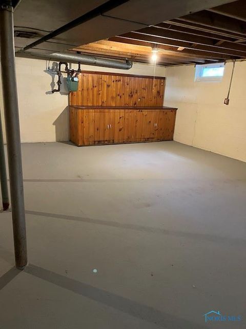 Tiny photo for 546 Elmdale Avenue, Toledo, OH 43609 (MLS # 10005403)