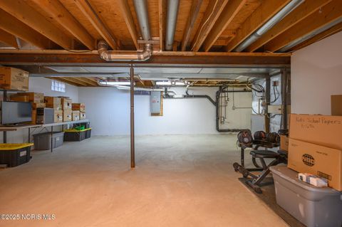 Tiny photo for 1524 Red Bud Drive, Northwood, OH 43619 (MLS # 10002891)