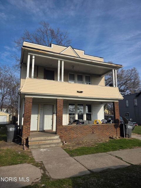 Photo of 349 Parker Avenue, Toledo, OH 43605 (MLS # 10005377)