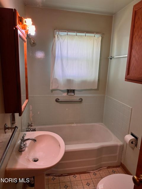 Tiny photo for 443 N Daniel Street, Edgerton, OH 43517 (MLS # 10007119)