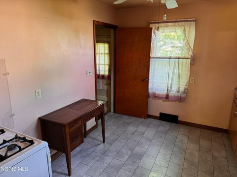 Tiny photo for 443 N Daniel Street, Edgerton, OH 43517 (MLS # 10007119)