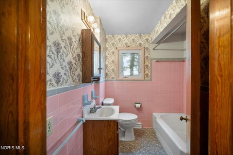 Tiny photo for 12675 W Sylvania Avenue, Berkey, OH 43504 (MLS # 10013024)