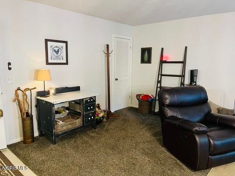 Tiny photo for 4634 W Sylvania Avenue #1, Toledo, OH 43623 (MLS # 10009539)