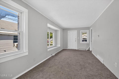 Tiny photo for 2433 Paradise Avenue, Toledo, OH 43613 (MLS # 10012159)