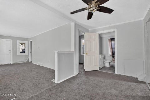 Tiny photo for 2433 Paradise Avenue, Toledo, OH 43613 (MLS # 10012159)