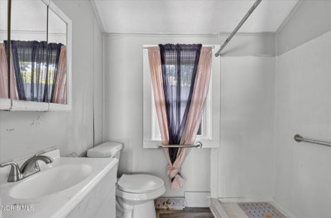 Tiny photo for 2433 Paradise Avenue, Toledo, OH 43613 (MLS # 10012159)
