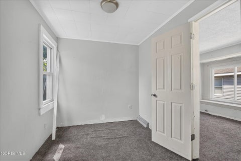 Tiny photo for 2433 Paradise Avenue, Toledo, OH 43613 (MLS # 10012159)