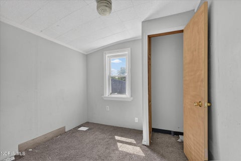 Tiny photo for 2433 Paradise Avenue, Toledo, OH 43613 (MLS # 10012159)