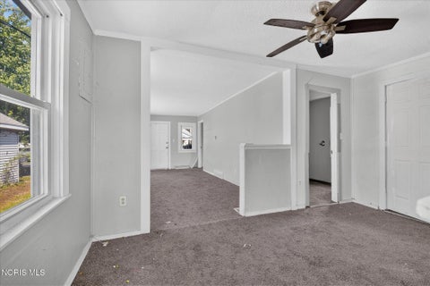 Tiny photo for 2433 Paradise Avenue, Toledo, OH 43613 (MLS # 10012159)