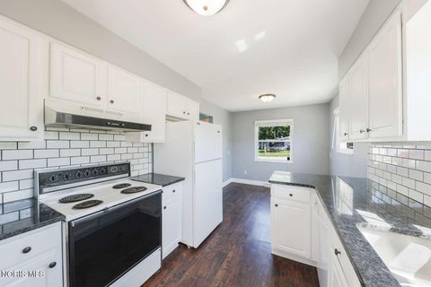 Tiny photo for 3278 Escott Avenue, Toledo, OH 43614 (MLS # 10013085)