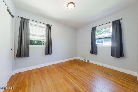 Tiny photo for 3278 Escott Avenue, Toledo, OH 43614 (MLS # 10013085)