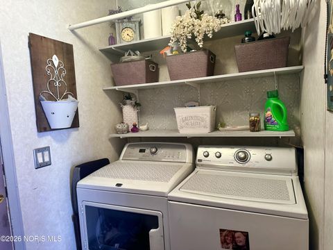 Tiny photo for 314 E Canal Street, Antwerp, OH 45813 (MLS # 10003146)