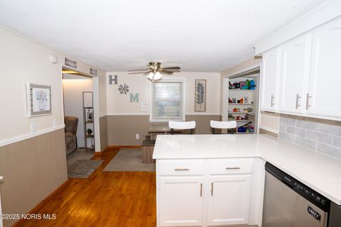 Tiny photo for 1820 Ayersville Avenue, Defiance, OH 43512 (MLS # 10000655)