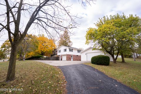 Tiny photo for 1820 Ayersville Avenue, Defiance, OH 43512 (MLS # 10000655)