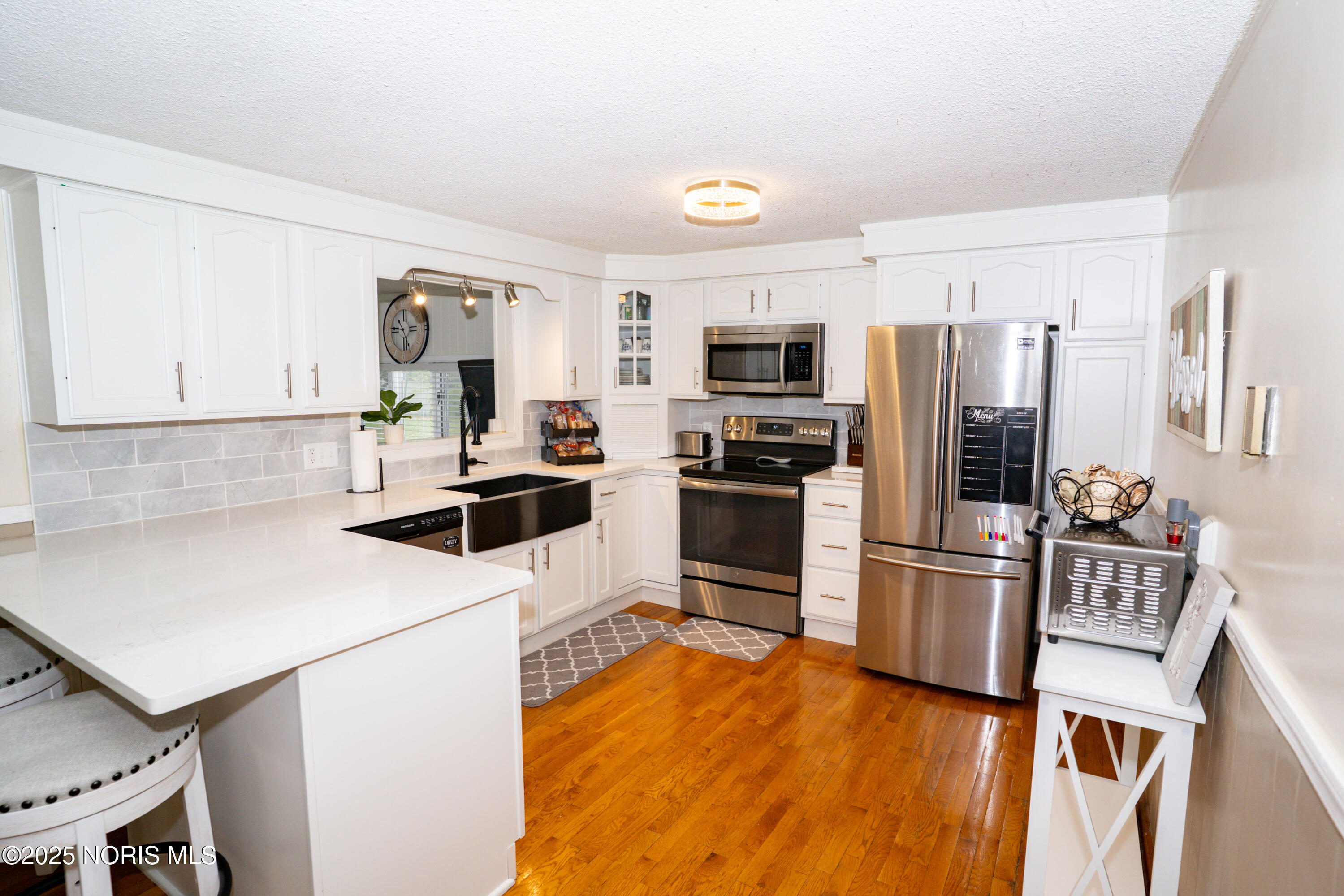 1820 Ayersville Avenue