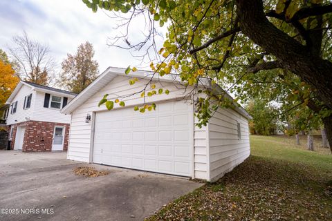 Tiny photo for 1820 Ayersville Avenue, Defiance, OH 43512 (MLS # 10000655)