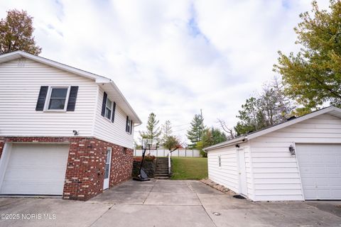 Tiny photo for 1820 Ayersville Avenue, Defiance, OH 43512 (MLS # 10000655)