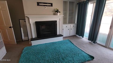 Tiny photo for 6562 Woodhall Drive #Apt 4, Sylvania, OH 43560 (MLS # 10007266)