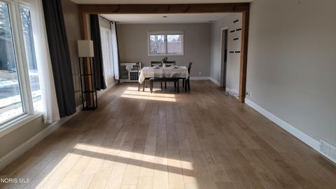 Tiny photo for 6562 Woodhall Drive #Apt 4, Sylvania, OH 43560 (MLS # 10007266)
