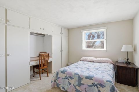 Tiny photo for 411 Orchard Lane, Findlay, OH 45840 (MLS # 10006121)