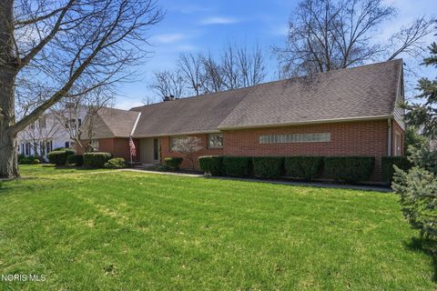 Tiny photo for 411 Orchard Lane, Findlay, OH 45840 (MLS # 10006121)