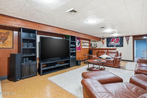 Tiny photo for 411 Orchard Lane, Findlay, OH 45840 (MLS # 10006121)