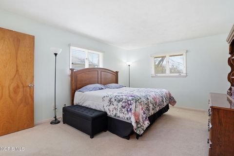 Tiny photo for 411 Orchard Lane, Findlay, OH 45840 (MLS # 10006121)