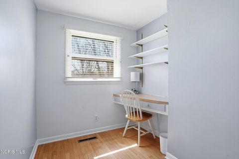 Tiny photo for 411 Orchard Lane, Findlay, OH 45840 (MLS # 10006121)