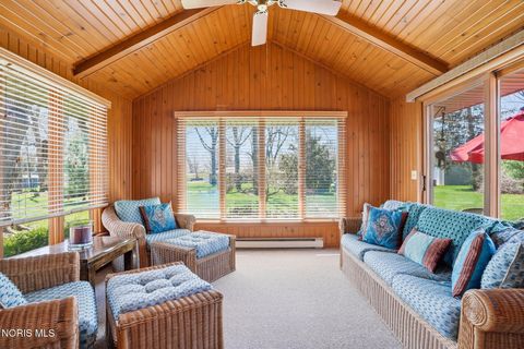 Tiny photo for 411 Orchard Lane, Findlay, OH 45840 (MLS # 10006121)