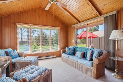 Tiny photo for 411 Orchard Lane, Findlay, OH 45840 (MLS # 10006121)