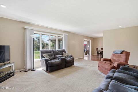 Tiny photo for 411 Orchard Lane, Findlay, OH 45840 (MLS # 10006121)