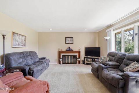 Tiny photo for 411 Orchard Lane, Findlay, OH 45840 (MLS # 10006121)