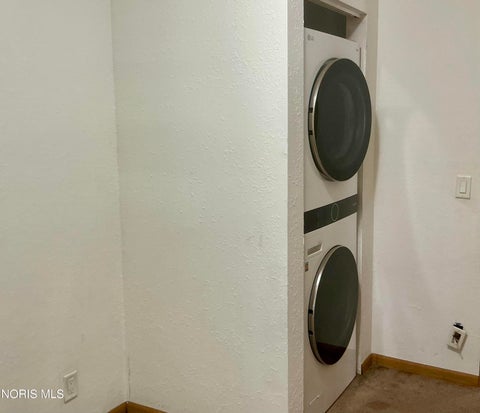 Tiny photo for 1737 Birdie Drive, Toledo, OH 43615 (MLS # 10013388)