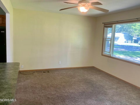 Tiny photo for 1737 Birdie Drive, Toledo, OH 43615 (MLS # 10013388)