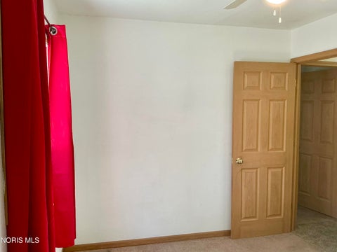 Tiny photo for 1737 Birdie Drive, Toledo, OH 43615 (MLS # 10013388)