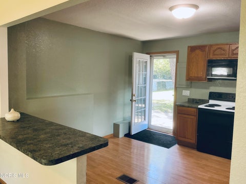 Tiny photo for 1737 Birdie Drive, Toledo, OH 43615 (MLS # 10013388)