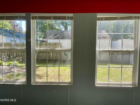 Tiny photo for 1737 Birdie Drive, Toledo, OH 43615 (MLS # 10013388)