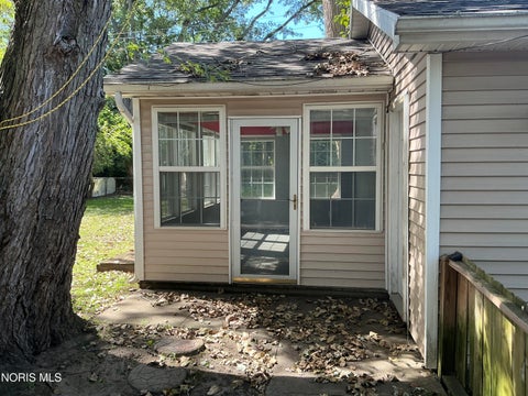 Tiny photo for 1737 Birdie Drive, Toledo, OH 43615 (MLS # 10013388)